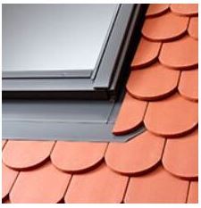 Velux gootstukken edb 2000 sk06 pro+ inclusief isolerend  kader bdx en onderdakkraag bfx