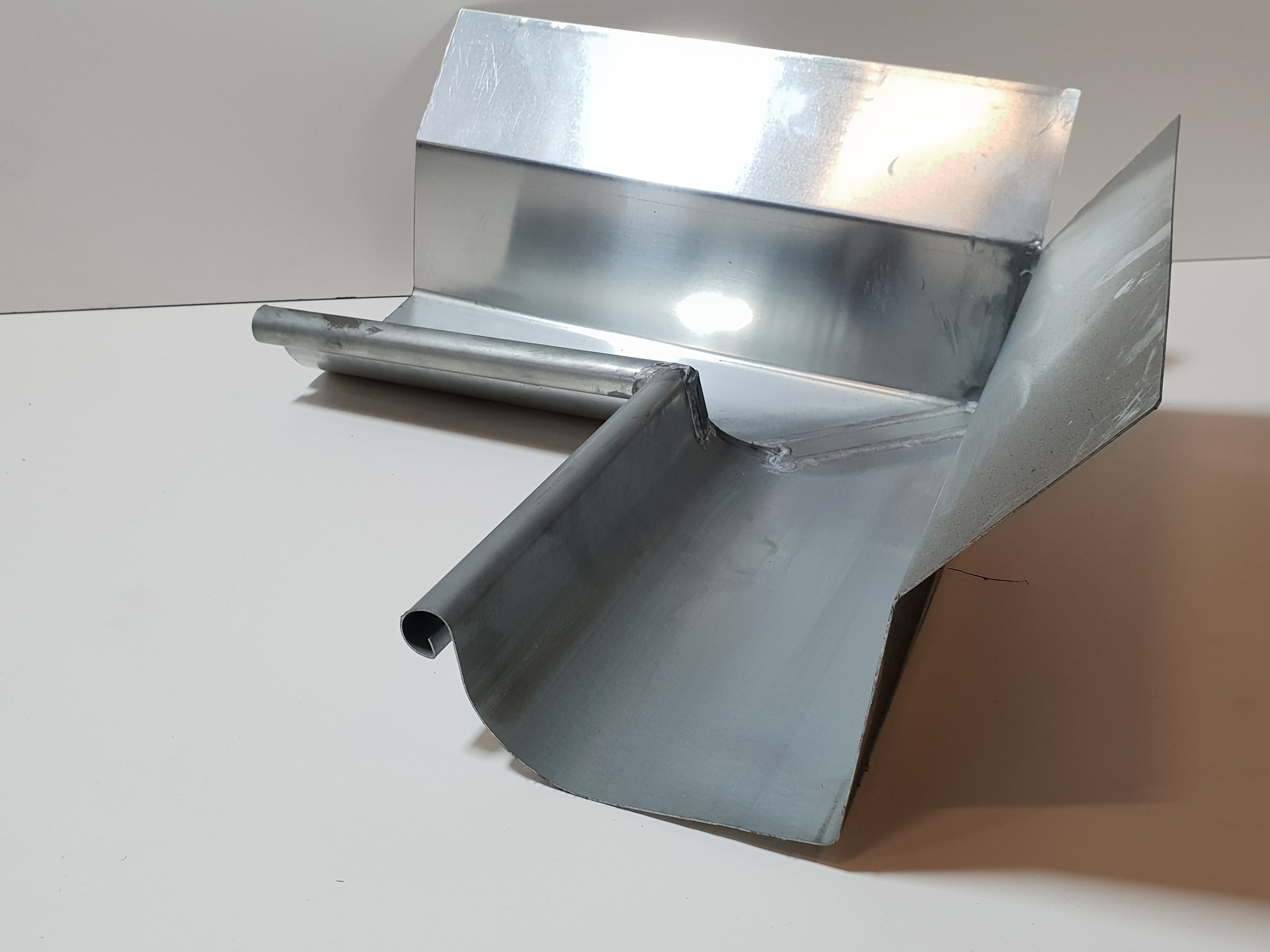 Zink   vm hoek bi halfr recht ms 450 eur/st 220004978