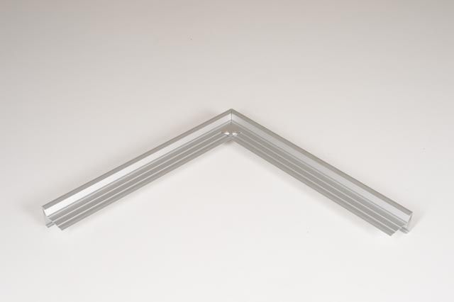 Alu dakrand 60/50 zwart structuur ral 9005 hoek buiten 50x50 eur/st
