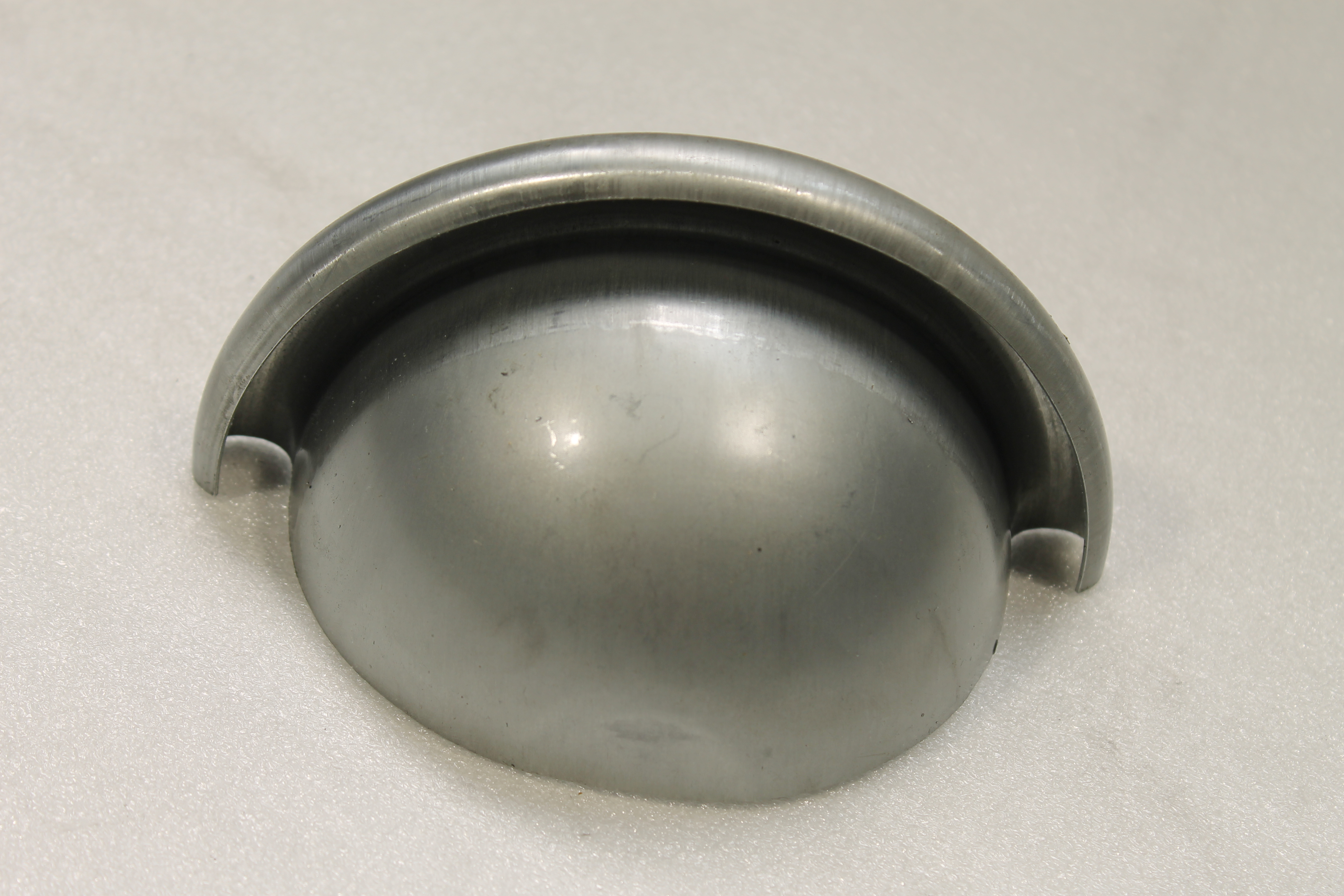 Zink   vm sluitstuk halfr 285/360 rond 25st/ds eur/st 220005011