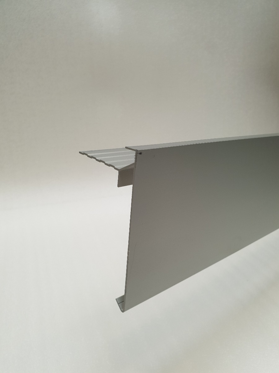 Alu dakrand 110/60 geanodiseerd 2,5m/st eur/lm