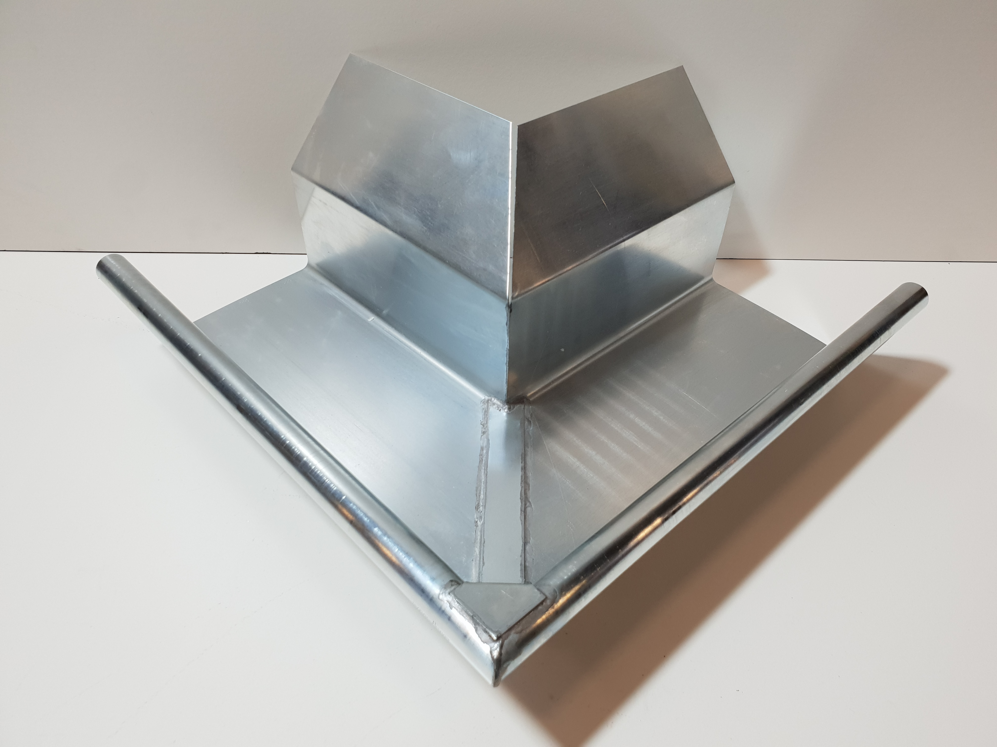 Zink   vm hoek bu 9/12/8 ms 450 4st/ds eur/st 220022395