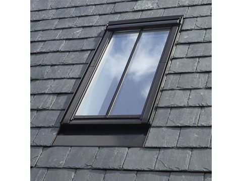 VELUX CLASSICO  GGL 2570H UK04 HOUT WIT