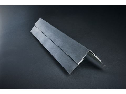 SHEETAH HOEKPROFIEL 2500MM RAL 9005 ZWART EUR/LM