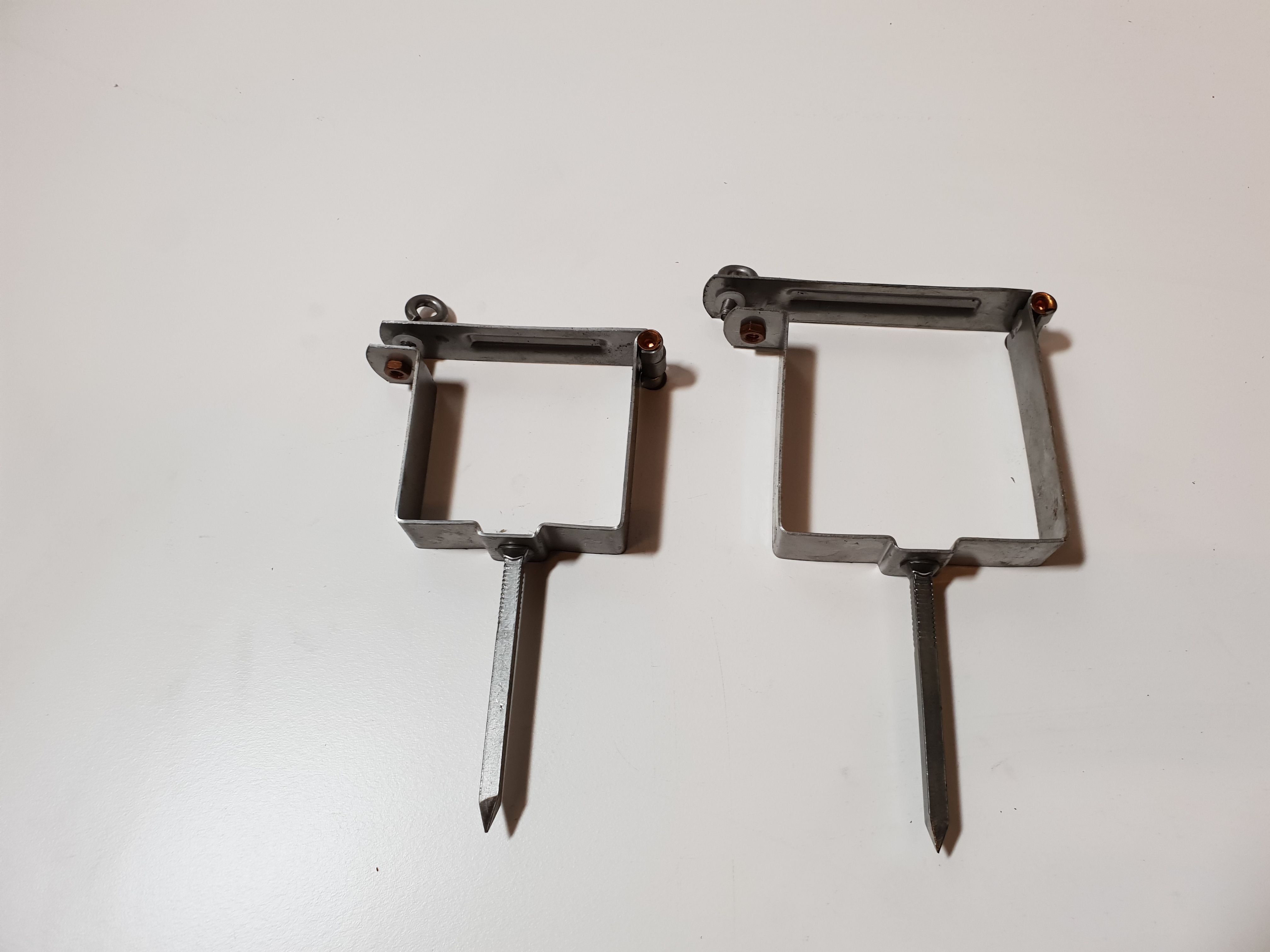 Zink   vm beugels scharnier 100/100 mm nieuw 25st/ds eur/st 220028706