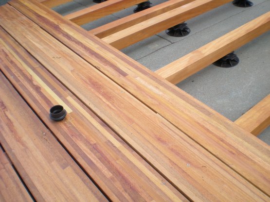 Tegeldragers regelbaar solidor plotvis 5/8 zonder bovenplaatje eur/st