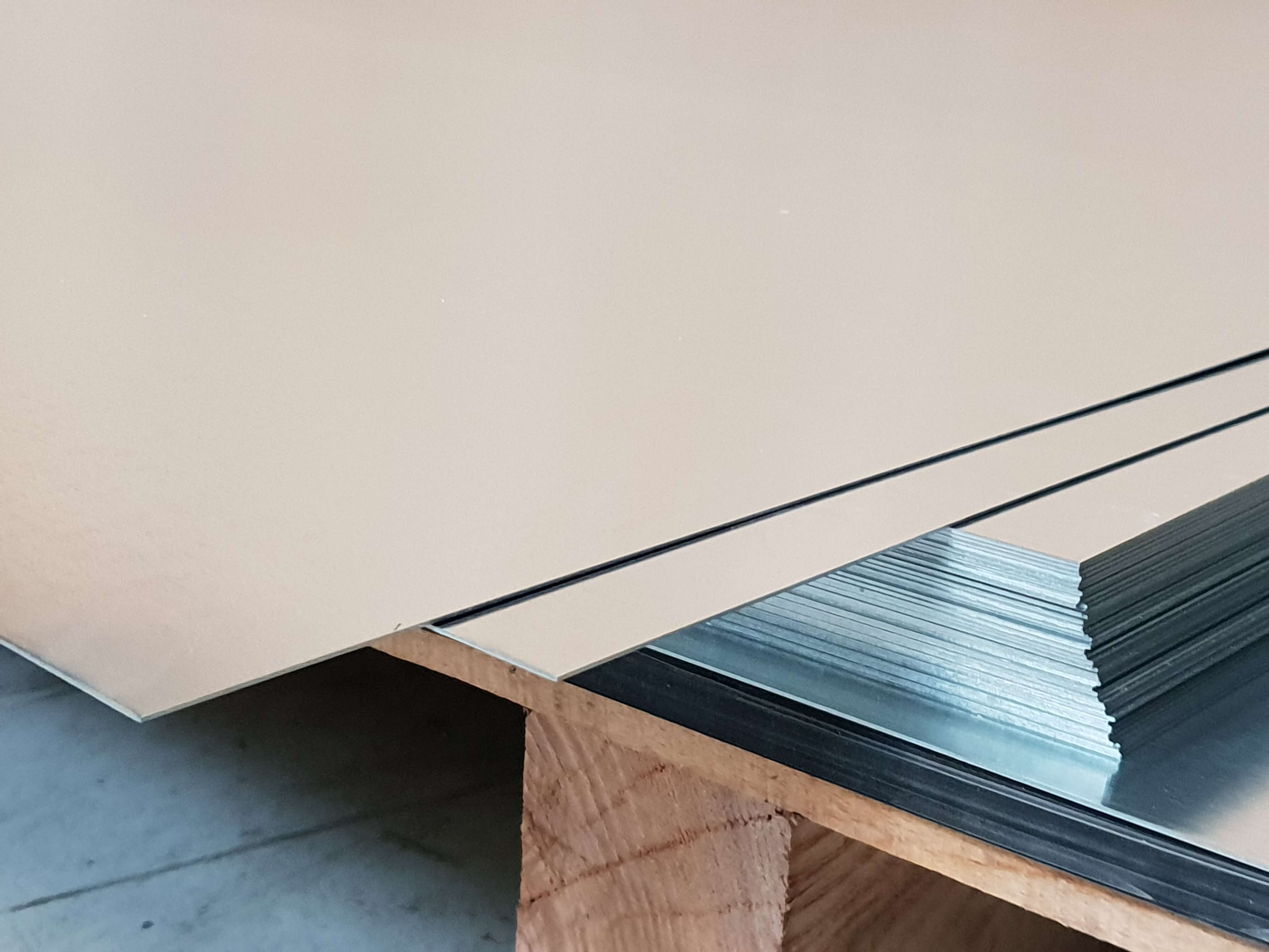 Zink plaat vm 1,00 mm 2250 x 1000mm 16,155kg/2,25m2 eur/kg 220029026